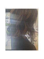 リリィ(LILY)&nbsp;透明感UP！ミディアムヘア