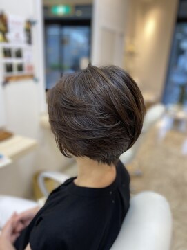 ユニティ 戸塚店 艶々ショートボブ【戸塚/白髪ぼかし/髪質改善/カラー/縮毛矯正】