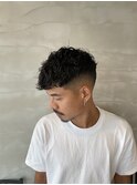 クロップスキンフェード無造作パーマ
