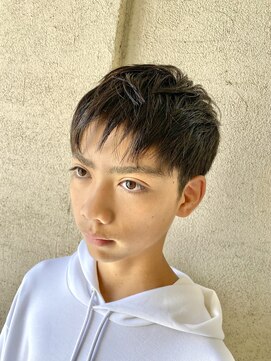 アラヘアー(ara HAIR) 中・高生『校則OK』カット