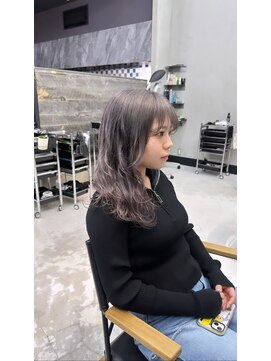 ネオン(NEON) グレージュヘアー