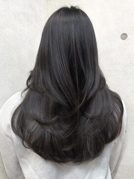 サイン 渋谷(SIGN) レイヤーカットイヤリングカラーインナーカラーケアブリーチ