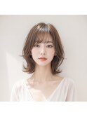 小顔外ハネミディアムアッシュ20代30代40代くびれミディ韓国ヘア