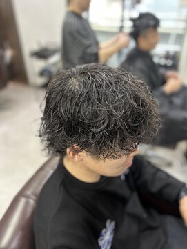 グラッジ 池袋(GLADGE) メンズスパイラル 波打ちパーマ メンズパーマ