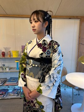 パレス(PAALS) ハイポニーアレンジ