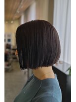 レトア(Letoa)&nbsp;コンパクトな前下がりボブ