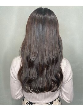 フェアリーテール 高坂店 柔らかく揺れる韓国風ヘア♪