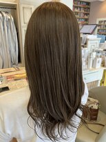 ハグクレア(HUG CLAIRE)&nbsp;カットカラーアッシュブラウンロング春日井市