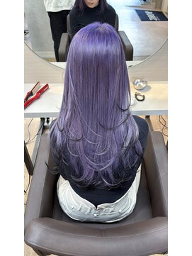 レイヤーカット　ダブルカラー　裾カラー