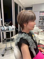 アース 栄店(HAIR&MAKE EARTH)&nbsp;earthショートレイヤーボブミルクティー丸みショートボブ