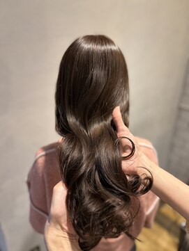 サンカリ SANKARI 船木店 美髪ブラウン×ゆる巻きロング