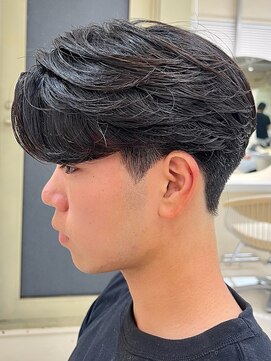 ニコ トウキョウ ヨコハマ(nico) メンズセンターパートウルフセンターパートニュアンスパーマ襟足