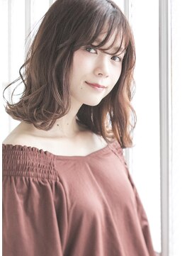 シャンプー 本庄店(SHAMPOO) グロッシーな外ハネミディ