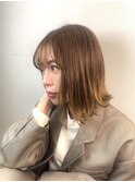 外ハネぱつっとボブ