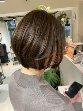 サラジュ 梅田店(SARAJU) saraju ヒラノ　透明感ブラウン　前下がりボブ