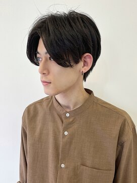 シスタ(SISTA) 【SiSTA】田中前下がりセンターパート刈り上げツーブロック
