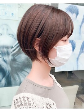 エル 横浜(eL) 丸みショートボブ
