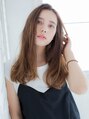 ピースパイス(PIESPICE)&nbsp;顔まわりは暗めのトーンで引き締めて小顔効果に◎