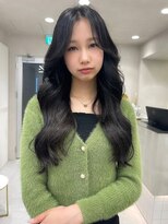 ロンド マーレ 天神大名店(Lond mare) レイヤーカット 韓国ヘアカット グレージュ オリーブベージュ