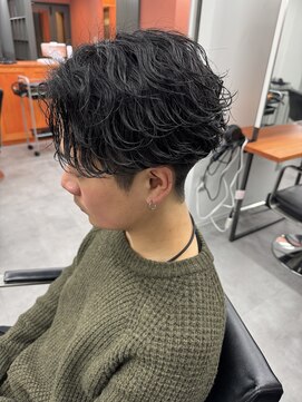 レブ 三条河原町(Reb,) スパイラルメンズパーマツーブロック眉毛