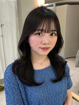 アイドットプラスサッポロ 札幌(i.+SAPPORO) 透明感カラー黒髪ネビージュ × 小顔くびれヘア