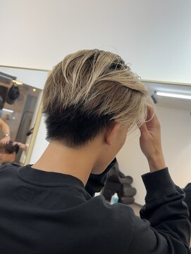 ファミリア 新宿(familiar) 欧風バレイヤージュ