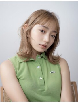 アース 菊名店(HAIR&MAKE EARTH) 大人可愛いオン眉ショート/ブリーチ/ミルクティーベージュ