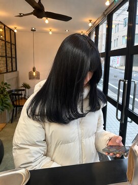 ジュイール(Jouir) 秋冬は深い濃いめの色が人気!