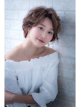 ヘアーアートシフォン 川口東口店(hair art chiffon) インナーハイライト＆オレンジのハンサムなウェーブショート