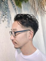 爽やかカーリーメンズショート
