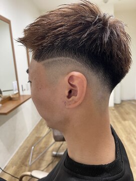 メンズアンダーバーホワイト 南海難波店(Men's _WHITE) フェード×ラインカット