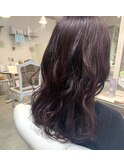ピンクベージュ