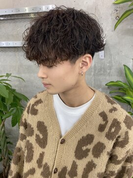 ロンドガルマン 名古屋(Lond GULLMAN) 【LondGULLMAN KAZU】パーマスタイル