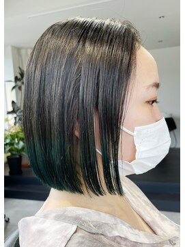 ユーリ(JUURI) グリーンのアクセントカラー