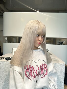 モニカ(MONIQA) ホワイトシルバー