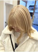 ブロンド　ハイトーン　ブリーチカラー　ボブ