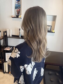 レオ(LEO) ホワイトブロンド