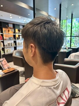 アイフィールアヴェダ 船堀店(i feel AVEDA) 【中村】さわやか夏ヘア♪WAXなしでも束感ツーブロックショート