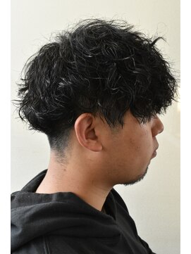 カズミ(KAZMI) ツイストスパイラルパーマ
