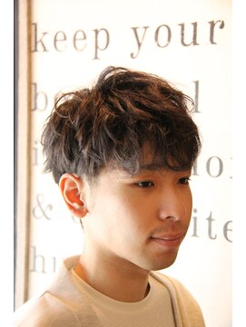 シザーズ(scissors) 束感ショートマッシュ