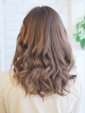 ナル 白山神社参道通り店(nalu) リラックスカジュアルカールスタイル