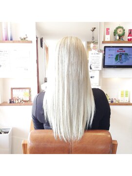 心(cocoro) ホワイトブロンドヘア