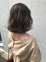 ヘアデザイン ソラ(Sola) 春夏スタイル 暗髪ブラウン+ハイライトベージュ ふんわりミディ