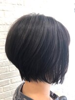 ネオリーブアオバ 高田馬場店(Neolive aoba)&nbsp;【高田馬場/aoba】くびれのある小顔に見せる前下がりショート