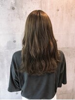 エンリッチヘア(enrich hair)&nbsp;オリーブベージュ　ゆるふわカール　透明感カラー