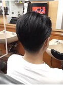 サイドパートツーブロックスタイル（ツイストスパイラル）床屋