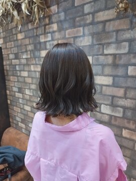 ネウィ 八王子(newi) 外ハネボブ/大人かわいい美髪/ペールベージュ#ヘルシースタイル