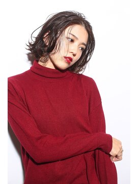 ラヴェ(LAWE.) ~色っぽセンターパート~ ツヤ感大人ボブ