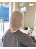 whitebeige×bob