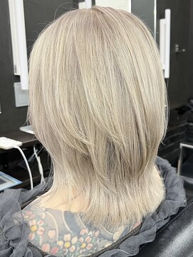 ヘアーサロン リーベ 東久留米店(Hair Salon Liebe) ブリーチハイライト髪質改善ダブルカラーレイヤーカット